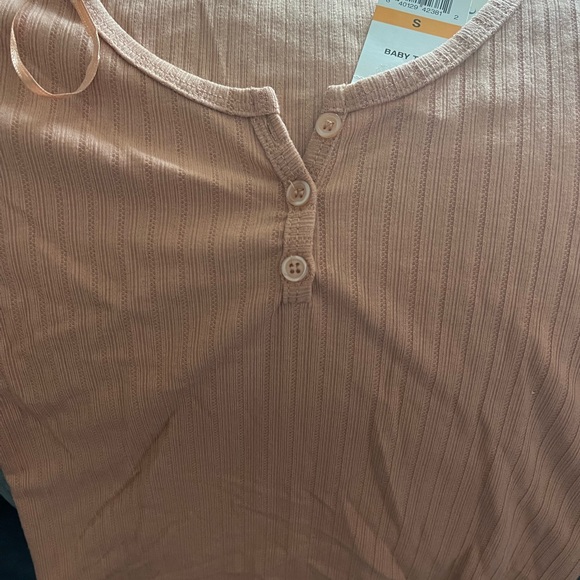 Hippie Rose peach Short Sleeve Rib Knit Baby Tee, size small - Picture 2 of 3